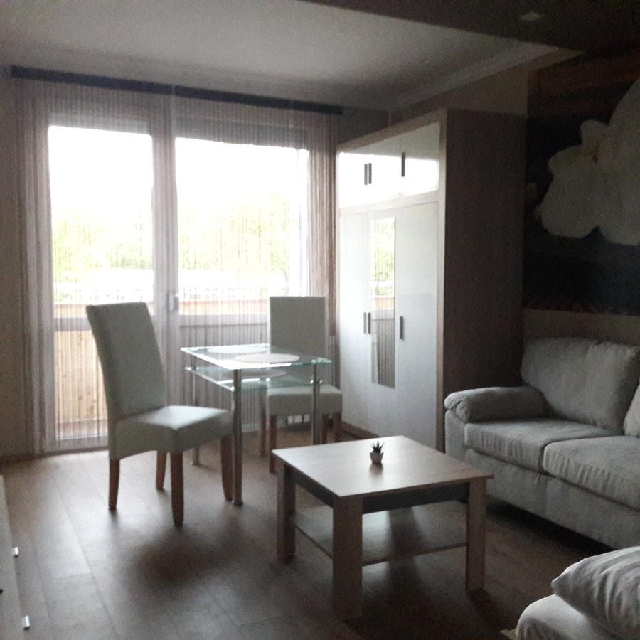 Studio 18 Apartman Kazincbarcika Eksteriør bilde